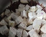 A picture of step 2 of Stewed arrowroot and veggies.