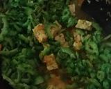 Foto langkah ke 6 dari resep Tumis papedas (pare tempe pedas).