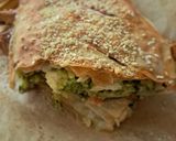 Foto del passaggio 7 della ricetta Strudel vegetariano con zucchine e stracchino