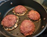 รูปขั้นตอนการทำที่ 5 ของ Cheese burger
