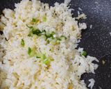 Foto langkah ke 3 dari resep Butter Rice Egg.