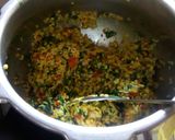 A picture of step 3 of Dal palak khichdi.