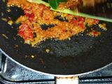 Ayam suwir kemangi super pedas