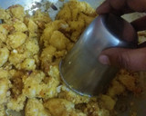 முட்டை கொத்து இட்லி (muttai kothu idli recipe in tamil) ரெசிபி ஸ்டேப் 2 புகைப்படம்