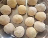 A picture of step 3 of Farali dahi pettis.
