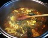 Foto del paso 8 de la receta: Sopa de lechuga romana con jamón curado
