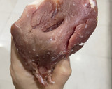 Foto del paso 1 de la receta: Lomo de cerdo relleno sin horno