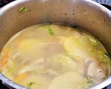 Foto del paso 3 de la receta: Crema de verduras con lechuga y champiñones 😋