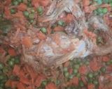 صورة لخطوة 3 من وصفة رز بسمتى بخضار وشاورما فراخ