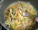 泡菜鮮辣湯麵的食譜步驟2照片