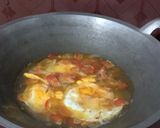 Foto langkah ke 3 dari resep Telur Matasapi berkuah.