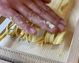 Foto del passaggio 2 della ricetta Spaghetti alla chitarra con pomodorini e basilico