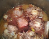 Foto del paso 4 de la receta: Rabo de ternera con aroma de jerez y romero en olla expres