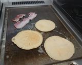 Foto del paso 3 de la receta: Pancake con bacon y frutos
