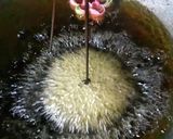 Foto langkah ke 5 dari resep Kembang Goyang/Seroja Warna.
