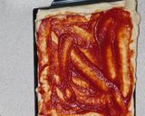Foto del paso 10 de la receta: Pizza prosciutto con bordes rellenos de cheddar (masa en Thermomix)