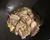 รูปขั้นตอนการทำที่ 3 ของ หมูหมักผัดพริกหยวก