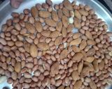 व्रत स्पेशल पिन्नी (Vrat special pinni recipe in Hindi) रेसिपी चरण 2 फोटो