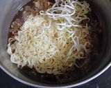 Foto langkah ke 3 dari resep Mee Kuah Kicap Ringkas ala Malaysia.