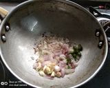 A picture of step 2 of Potato  Egg  Bhurji.