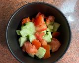 صورة لخطوة 4 من وصفة طبق صحي متكمل مكون من سردين 🐟 أرز 🍚 و خضار 🥒 🍅