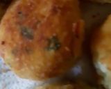 Foto del paso 9 de la receta: Bombas de papa con doble empanado(truco para que no se salga él pan rallado y no se rompan al freír)