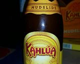 A picture of step 4 of Kahlua Mudslide Trifle.