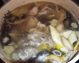 Foto langkah ke 2 dari resep Miesoa soup ayam jamur sitake.