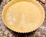 A picture of step 7 of Cake Filled with Special Christmas Cream.