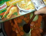 Egyszerű húsleves csipetkével recept fázis 1 fotója