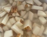 A picture of step 2 of Potato Enchiladas 🥔🌶️.