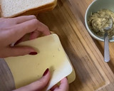 Foto del paso 1 de la receta: Sándwich bikini de jamón, queso y trufa