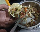A picture of step 3 of Papad cone Sprouts chaat.