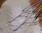 Foto del paso 2 de la receta: Bizcochuelo de dulce de leche🥳