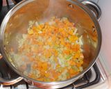 A picture of step 3 of Tortola bean soup with pork ribs.