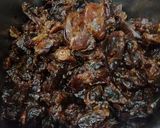 A picture of step 1 of Dates and sesame seeds ladoo.
