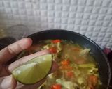 Foto langkah ke 5 dari resep Aseman Ayam kuah segar.