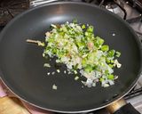 Foto del paso 3 de la receta: Pollo en salsa blanca