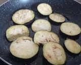 Foto del paso 1 de la receta: Pastel berenjenas y pollo