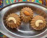 ચૂરમાના લાડુ રેસીપી સ્ટેપ6ફોટો