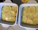 Une image de l'étape 4 de Gratin de pommes de terre à l ail,oignon basilic et mozzarella di buffala au bouillon de gambas.