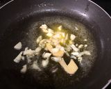 Foto langkah ke 4 dari resep Cah Ayam Jamur.
