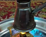صورة لخطوة 2 من وصفة القهوة التركى