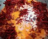 A picture of step 4 of Beetroot Carrot Halwa.