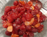 Foto del paso 7 de la receta: Tarta de frambuesas, fresas y manzana estilo americano
