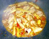 รูปขั้นตอนการทำที่ 3 ของ โซบะกะเพราไก่