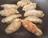 Foto langkah ke 10 dari resep 7. Kuotie - Gyoza.