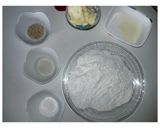 Foto del paso 1 de la receta: Bollitos rellenos de choriqueso
