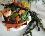Une image de l'étape 3 de Nouilles de riz noir crevettes. Young Black pepper.