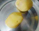 A picture of step 1 of Aloo Gobhi fry.